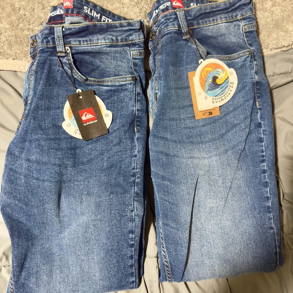 Lot of 2 Men’s Quiksilver Slim Fit Classic Denim Jeans